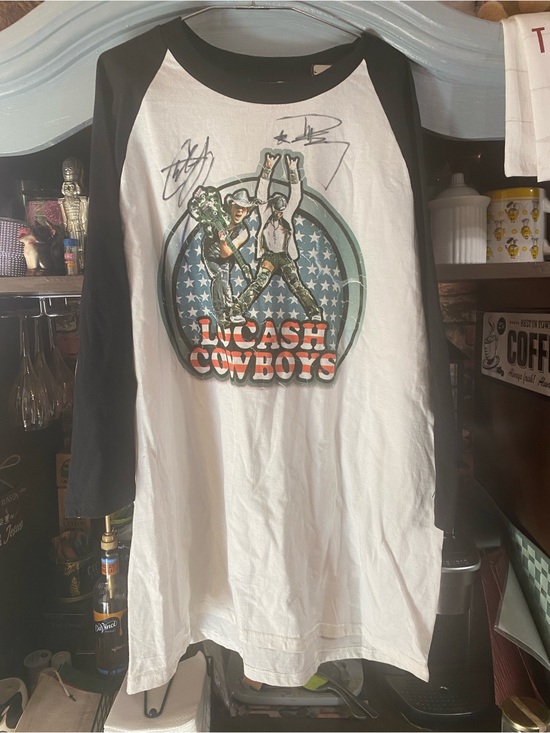 Anvil Other - Signed LoCash Cowboys White & Black  Graphic Raglan Tee XL